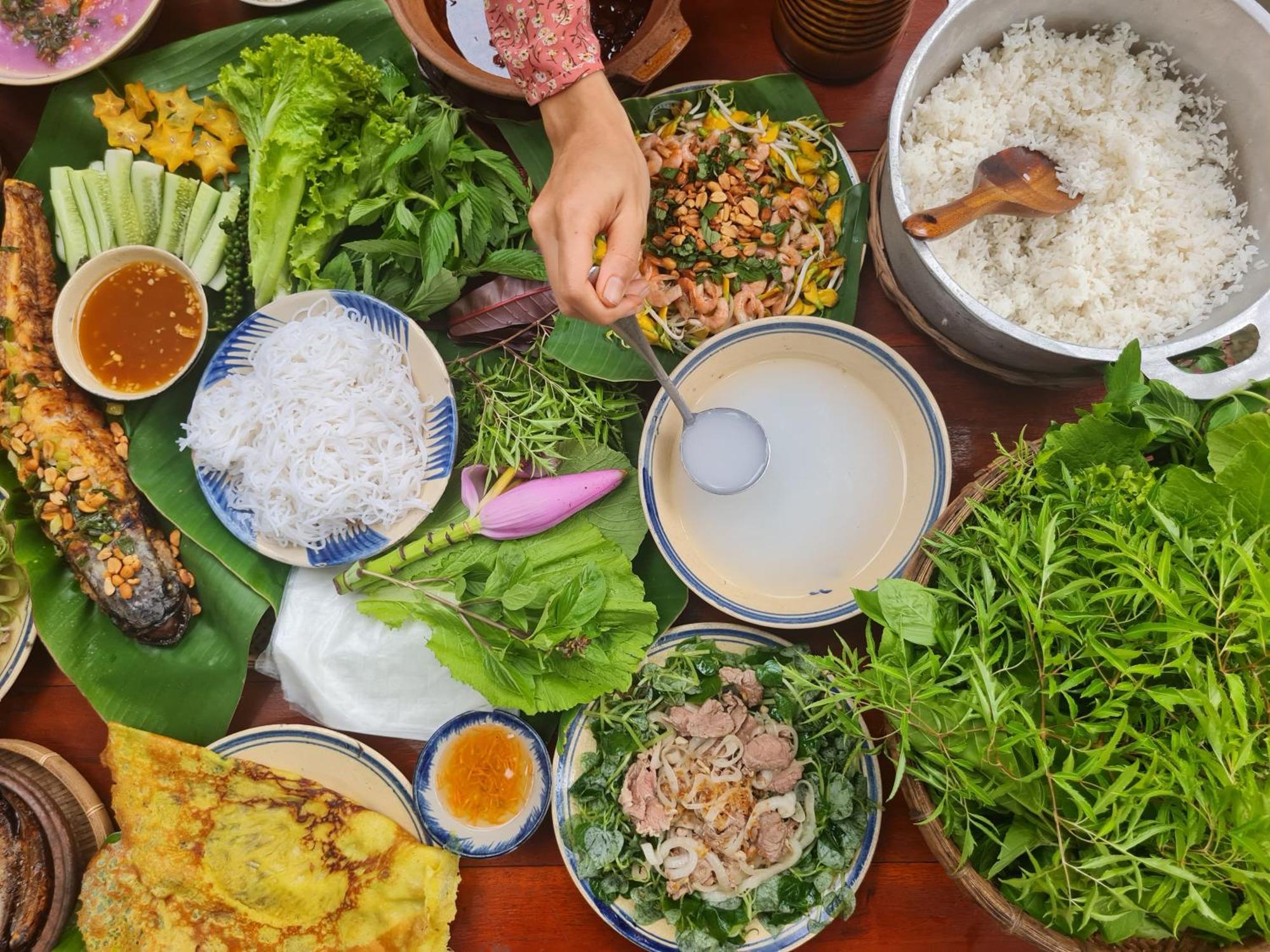 Innerzen Riverside Homestay Ben Tre - Japanese Style Buitenkant foto